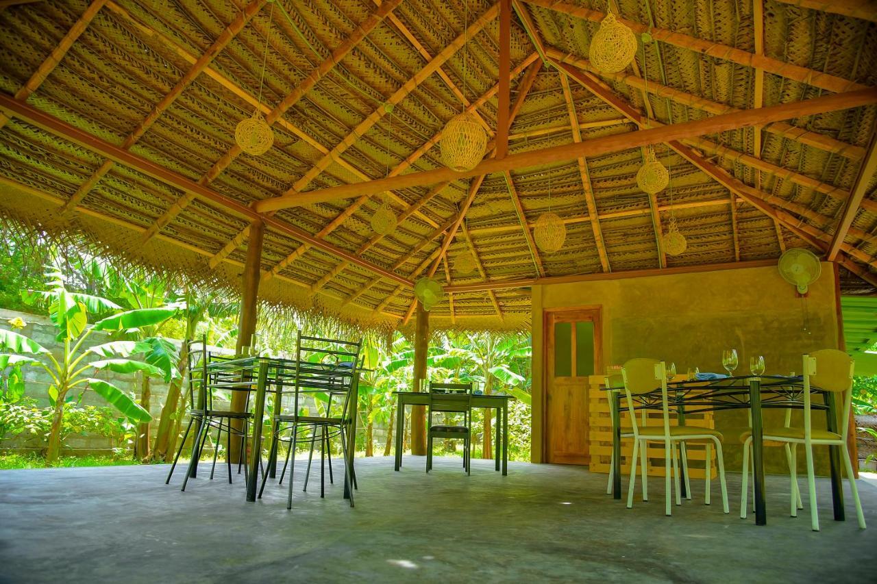 Richards Cabanas Tissamaharama Ngoại thất bức ảnh
